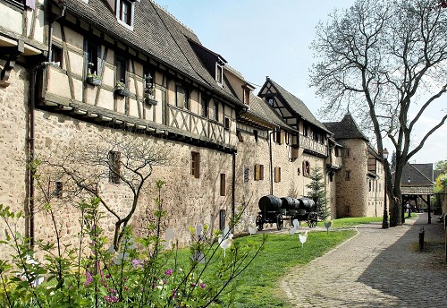 Les fortifications de Riquewihr, un héritage médiéval remarquablement préservé